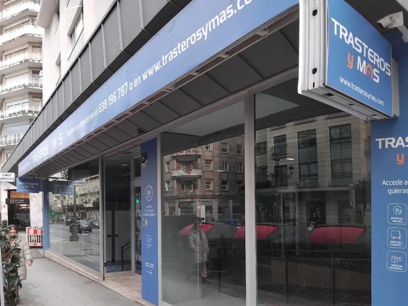 Trasteros y más en R. de García Barbón, 48, Santiago de Vigo, 36201 Vigo, Pontevedra, España - Imagen 1