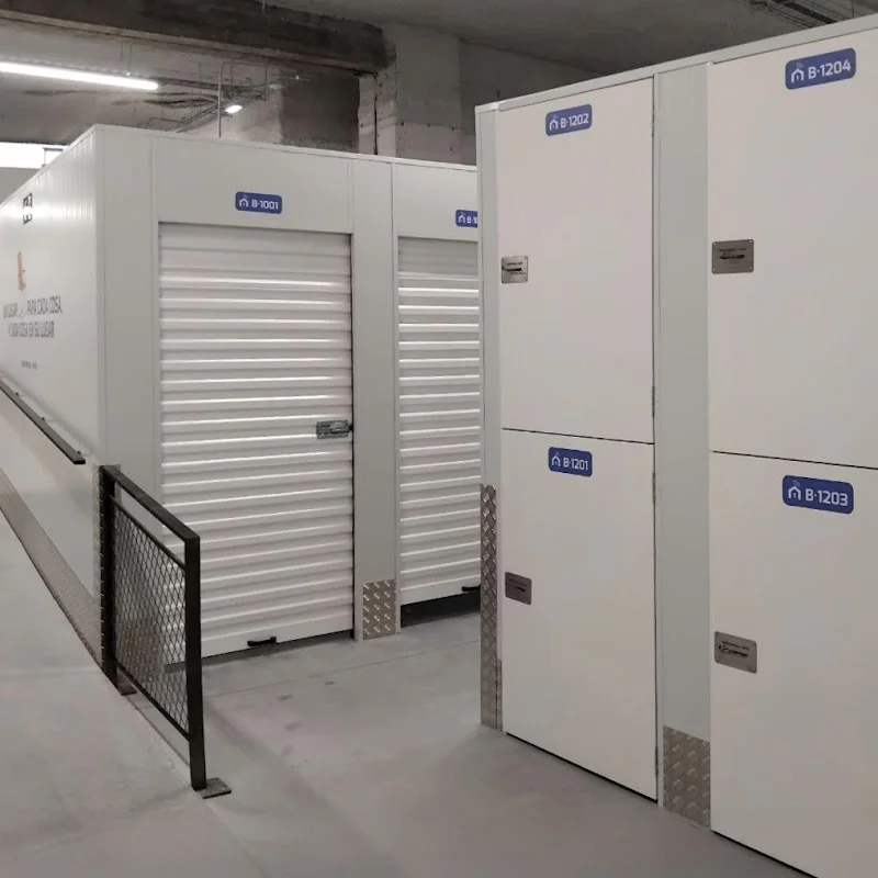 Trasteros y más en R. de García Barbón, 48, Santiago de Vigo, 36201 Vigo, Pontevedra, España - Imagen 4