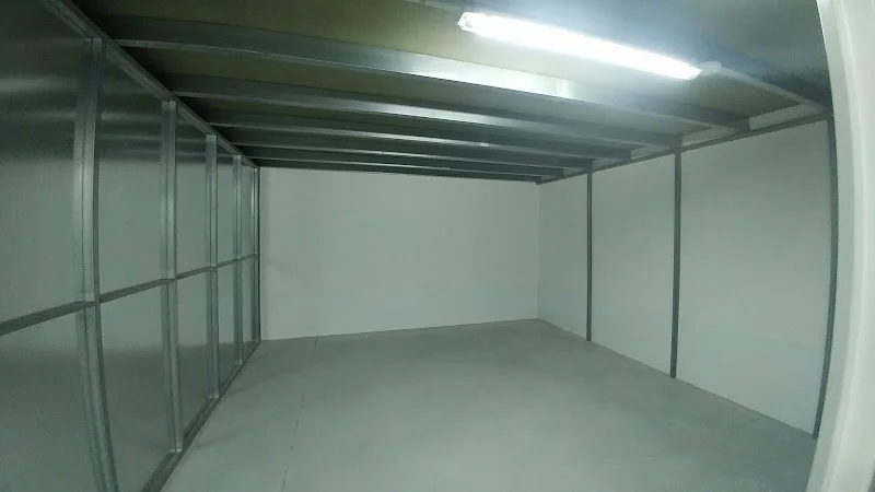 Trasteros Vigo - Alquiler De trasteros y minialmacenes en Avd. Aeropuerto , 92 NAVE 10, Lavadores, 36206 Vigo, Pontevedra, España - Imagen 3