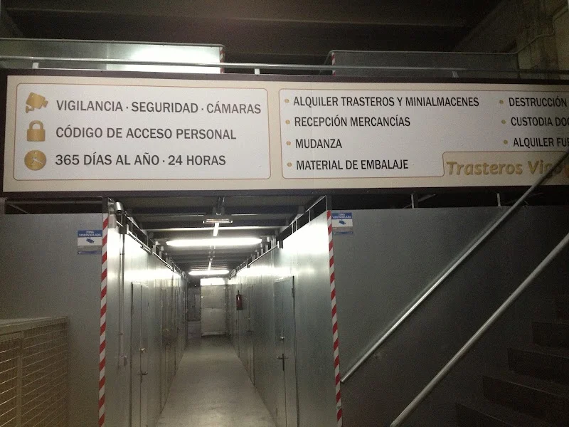 Trasteros Vigo - Alquiler De trasteros y minialmacenes en Avd. Aeropuerto , 92 NAVE 10, Lavadores, 36206 Vigo, Pontevedra, España - Imagen 4