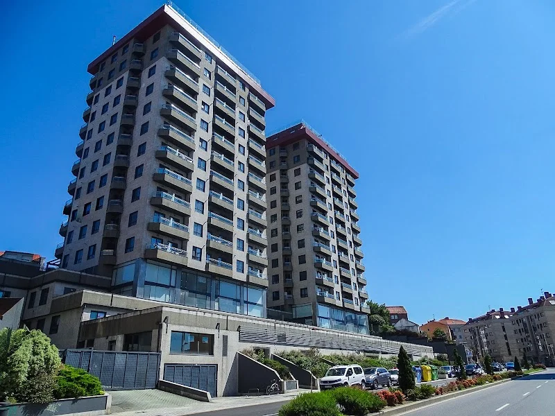 ESPACIOS LA NAVAL TRASTEROS/GARAJES en R. de Aragón, 148, Teis, 36206 Vigo, Pontevedra, España - Imagen 3