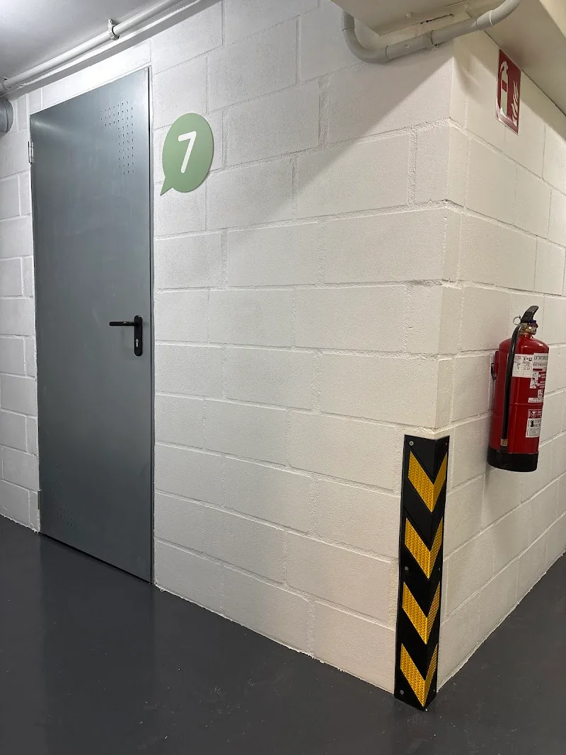 Alquiler Trasteros Camelias Centro Vigo - Vigbox Camelias en Av. das Camelias, 60, 36211 Vigo, Pontevedra, España - Imagen 3