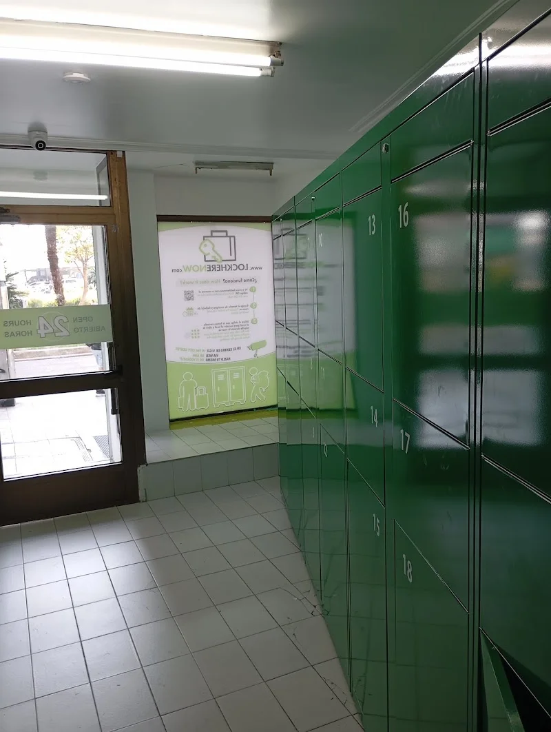 Consigna Vigo (LockHereNow) en Rúa Escultor Gregorio Fernández, 1, Santiago de Vigo, 36204 Vigo, Pontevedra, España - Imagen 3