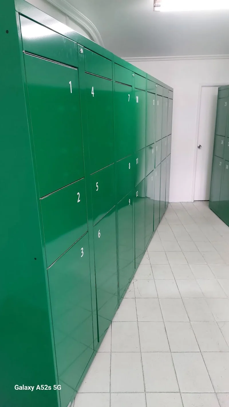 Consigna Vigo (LockHereNow) en Rúa Escultor Gregorio Fernández, 1, Santiago de Vigo, 36204 Vigo, Pontevedra, España - Imagen 5