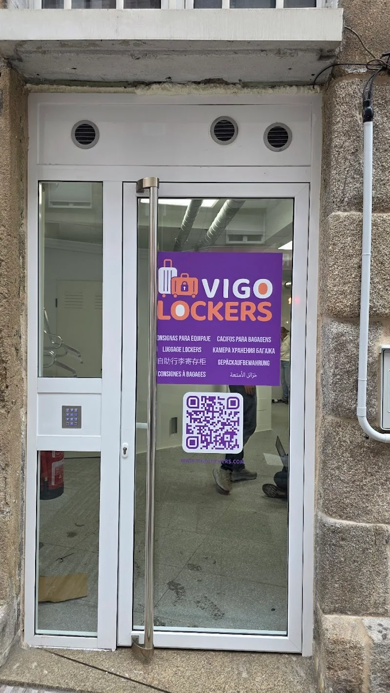 Vigo Lockers Vialia en Rúa de Alfonso XIII, 56, Santiago de Vigo, 36201 Vigo, Pontevedra, España - Imagen 2