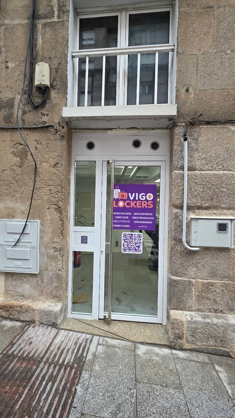 Vigo Lockers Vialia en Rúa de Alfonso XIII, 56, Santiago de Vigo, 36201 Vigo, Pontevedra, España - Imagen 3