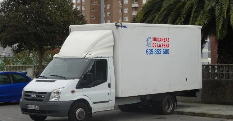 Mudanzas de la Peña en Rua, Camiño da Barciela, n° 34, Coia, 36209 Vigo, Pontevedra, España - Imagen 1