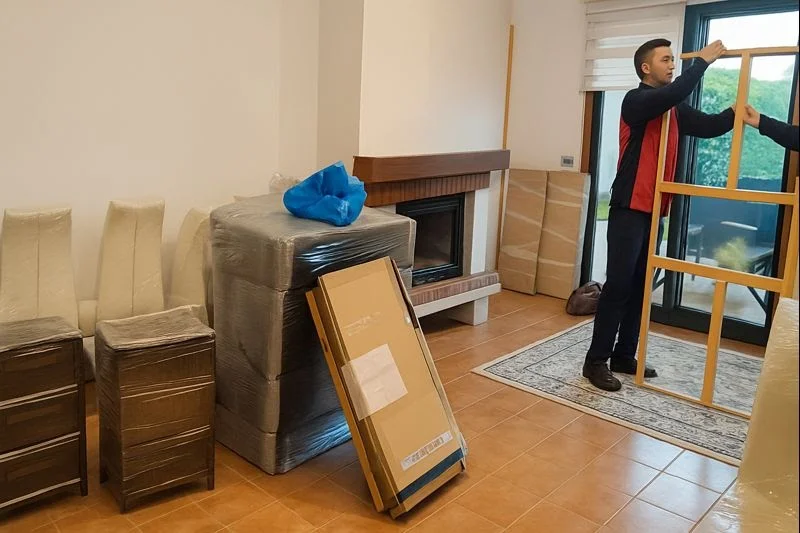 Mudanzas en Vigo y VACIADOS - Movitran en Rúa do Xuncal, 91, Teis, 36216 Vigo, Pontevedra, España - Imagen 4