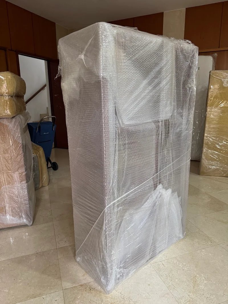 Trastero Mudanzas Venbras en Rúa do Conde de Torrecedeira, 28, 36202 Vigo, Pontevedra, España - MejorTrastero