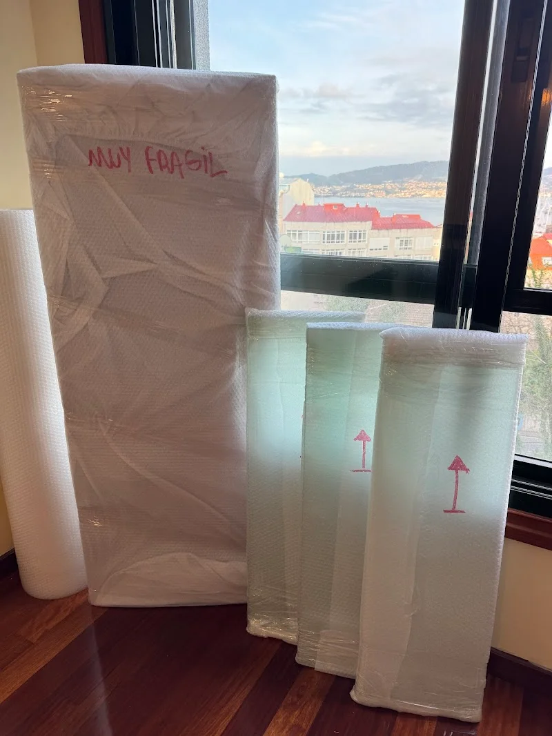 Mudanzas Venbras en Rúa do Conde de Torrecedeira, 28, 36202 Vigo, Pontevedra, España - Imagen 3