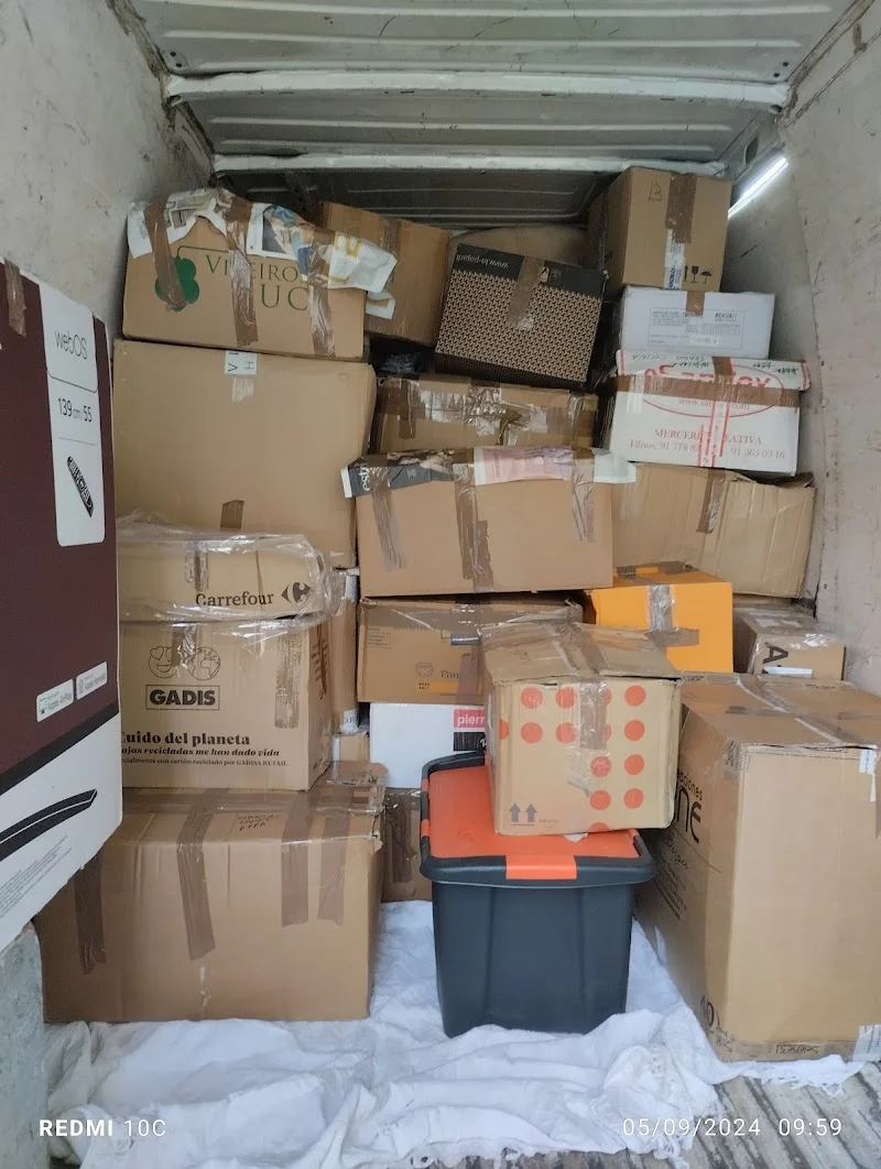 Trastero PORTES, MUDANZAS Y VACIADOS ECONÓMICOS EN VIGO en Camiño do Rozo, 36390 Oia, Pontevedra, España - MejorTrastero