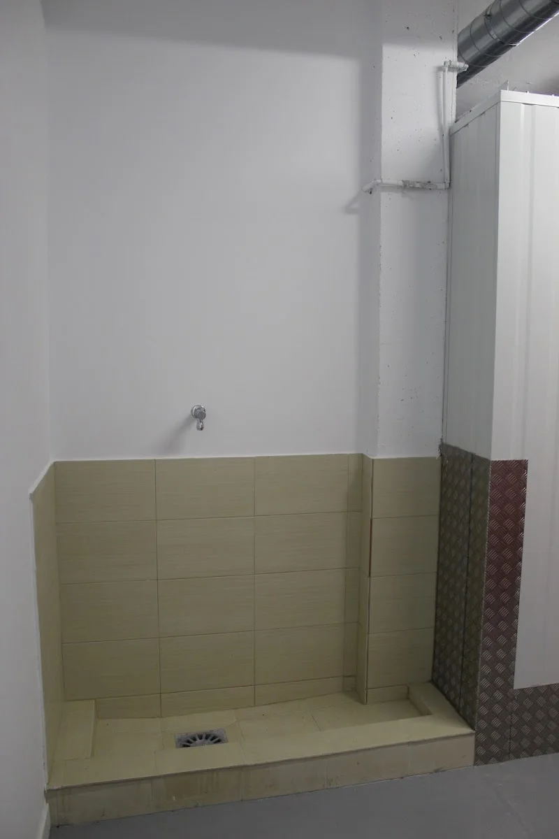 Trasteros Escalera 9 en Calle la Playa, 24, Gijon-Este, 33202 Gijón, Asturias, España - Imagen 2