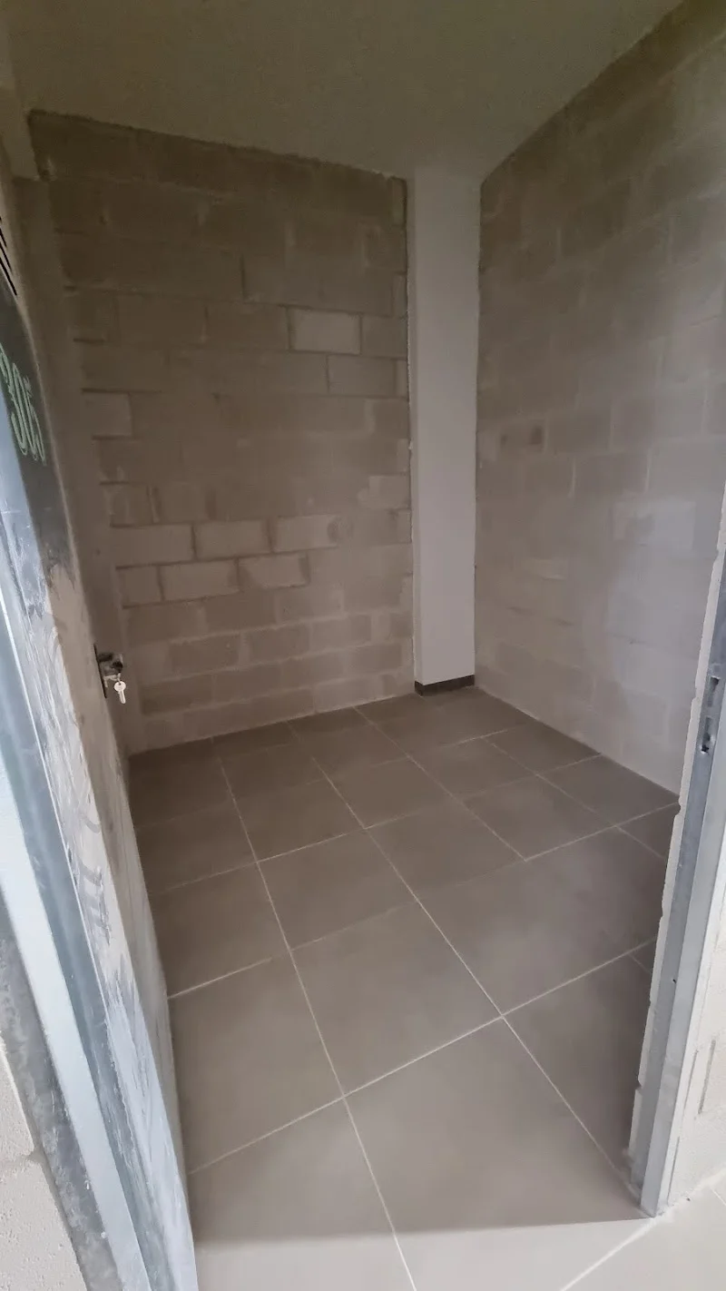 Alquiler de Almacenes y Trasteros en C. Alarcón, 4, Centro, 33205 Gijón, Asturias, España - Imagen 4