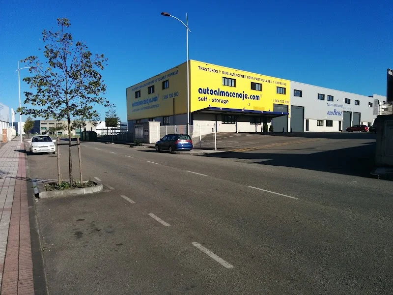 autoalmacenaje.com | Trasteros y mini-almacenes en Gijón en Avenida del Transporte, 11 Nave 1 Polígono Los Campones, Gijon-Oeste, 33211 Gijón, Asturias, España - Imagen 3