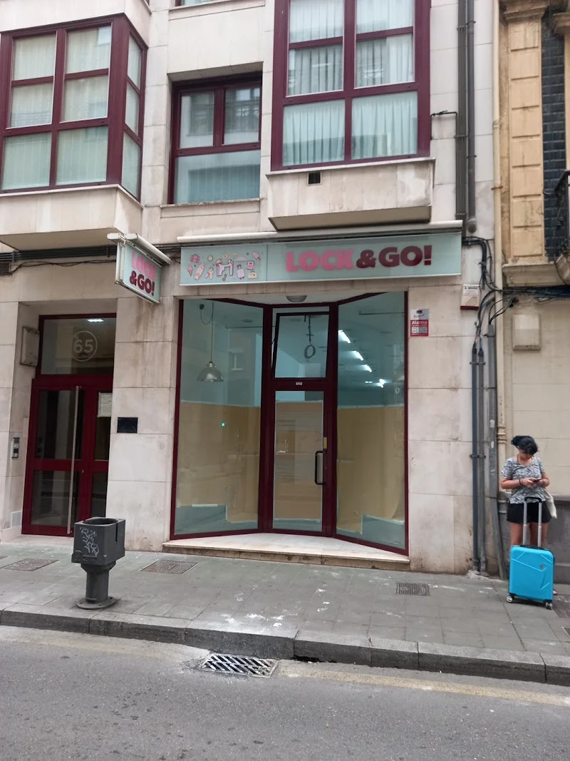 Lock&Go! Gijón | Taquillas para equipajes 24/7, reservas por horas en C. San Bernardo, 65, Centro, 33201 Gijón, Asturias, España - Imagen 2