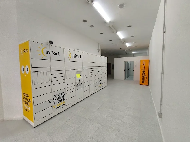 Lock&Go! Gijón | Taquillas para equipajes 24/7, reservas por horas en C. San Bernardo, 65, Centro, 33201 Gijón, Asturias, España - Imagen 3