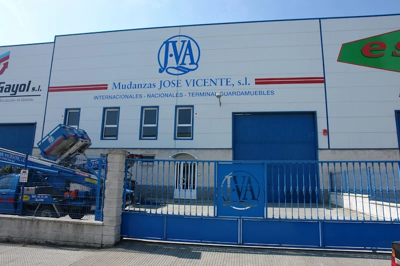 Mudanzas José Vicente en Calle de, C. Luis Infiesta Castro, 7, Periurbano - Rural, 33393 Gijón, Asturias, España - Imagen 1