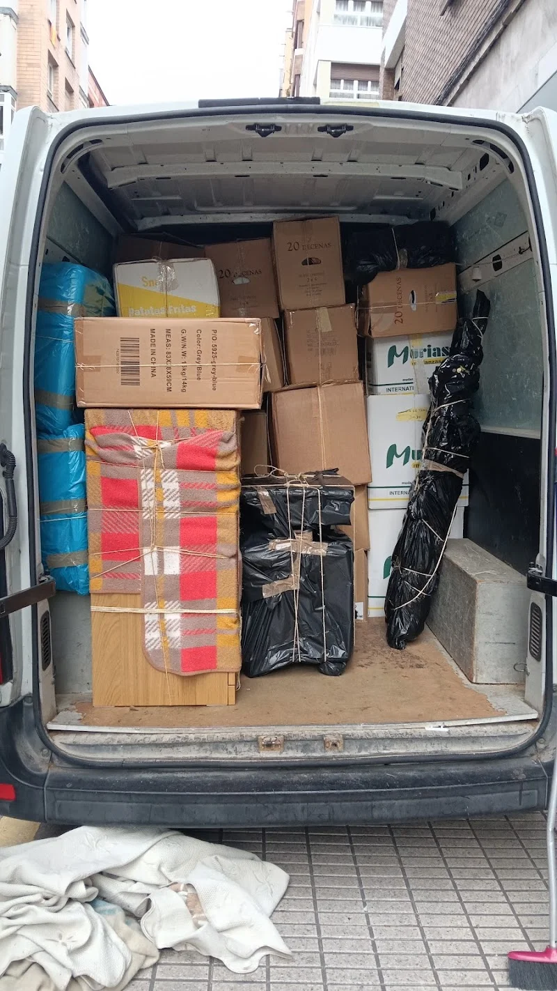 Mudanzas Gabriel Transporte en C. Quevedo, 15bis, Gijon-Este, 33204 Gijón, Asturias, España - Imagen 4