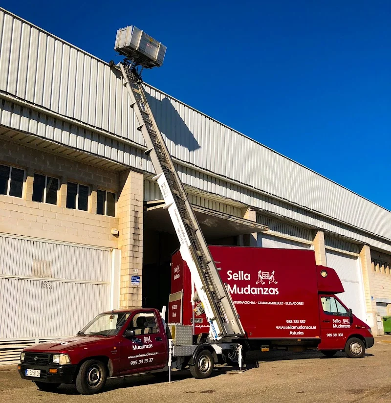 Legaspi Sella Mudanzas SL en nave III, Cam. Melón, 61, Gijon-Oeste, 33211 Gijón, Asturias, España - Imagen 1