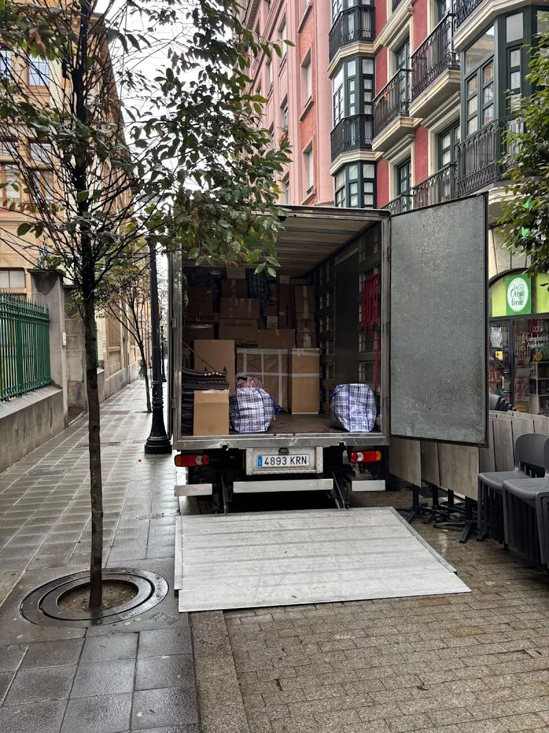 Legaspi Sella Mudanzas SL en nave III, Cam. Melón, 61, Gijon-Oeste, 33211 Gijón, Asturias, España - Imagen 4