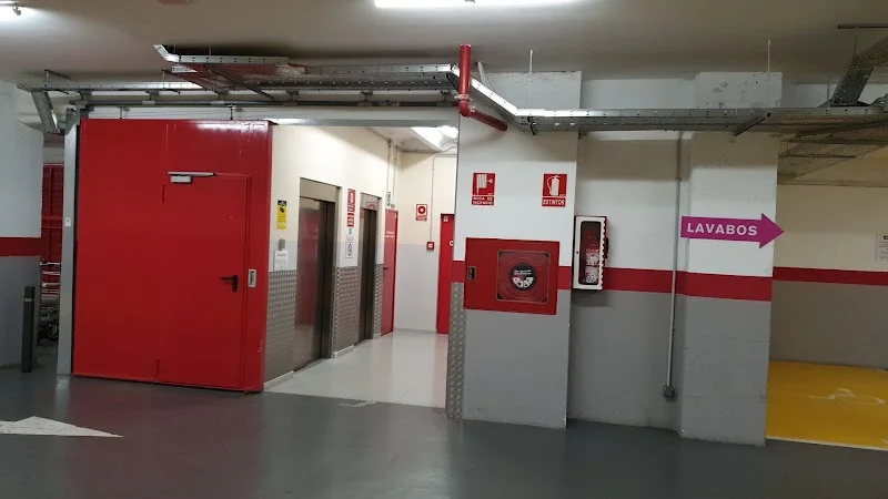 Mister Traster Av. Carrilet l'Hospitalet - Guardamuebles y trasteros de alquiler en Carrer de Leonardo da Vinci, 26, 08901 L'Hospitalet de Llobregat, Barcelona, España - Imagen 2