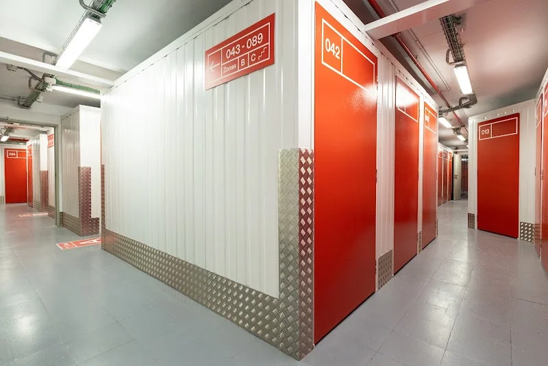 CABE Trasteros Barcelona - Hospitalet en Carrer de les Aigües del Llobregat, 17, 08905 L'Hospitalet de Llobregat, Barcelona, España - Imagen 2