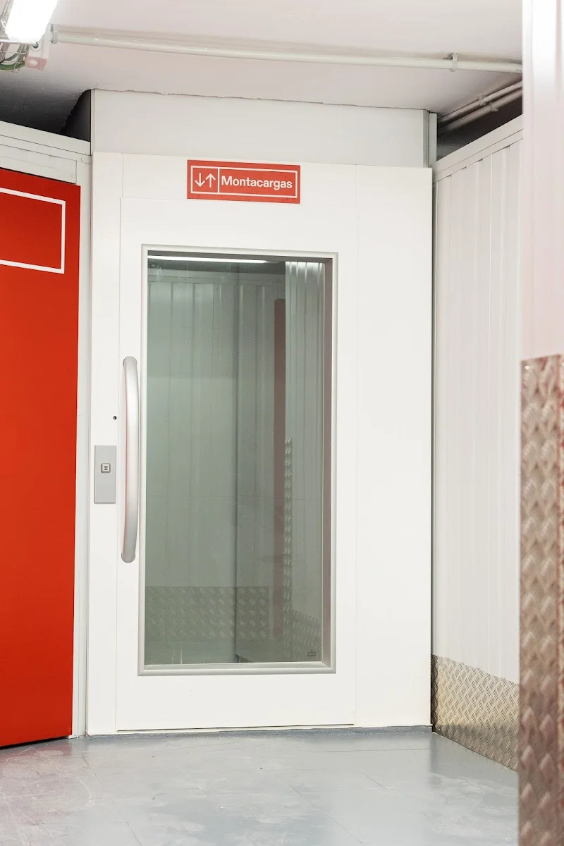 CABE Trasteros Barcelona - Hospitalet en Carrer de les Aigües del Llobregat, 17, 08905 L'Hospitalet de Llobregat, Barcelona, España - Imagen 5