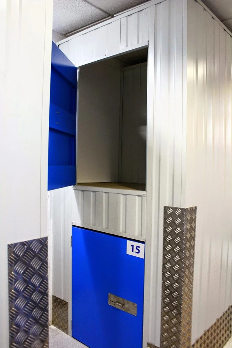 El Trastero Azul - El Traster Blau en Carrer Occident, 66, 08904 L'Hospitalet de Llobregat, Barcelona, España - Imagen 3