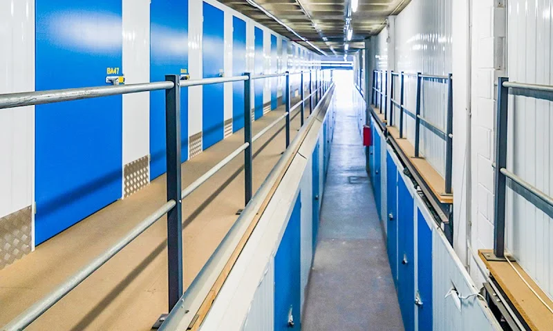 Multistore | Trasteros en Hospitalet de Llobregat en Carrer de la Botànica, 45, 08908 L'Hospitalet de Llobregat, Barcelona, España - Imagen 2