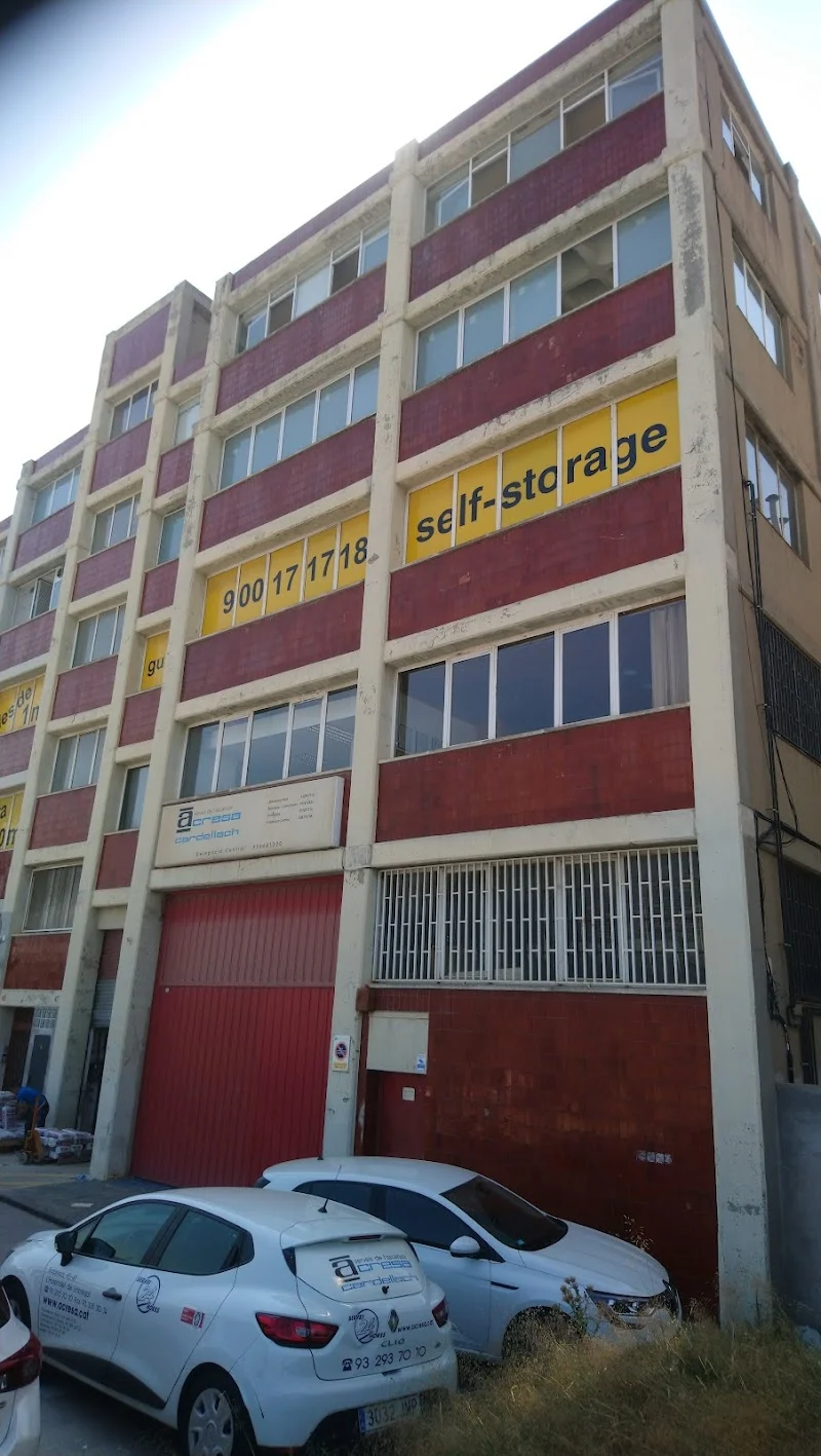 Multistore | Trasteros en Hospitalet de Llobregat en Carrer de la Botànica, 45, 08908 L'Hospitalet de Llobregat, Barcelona, España - Imagen 4