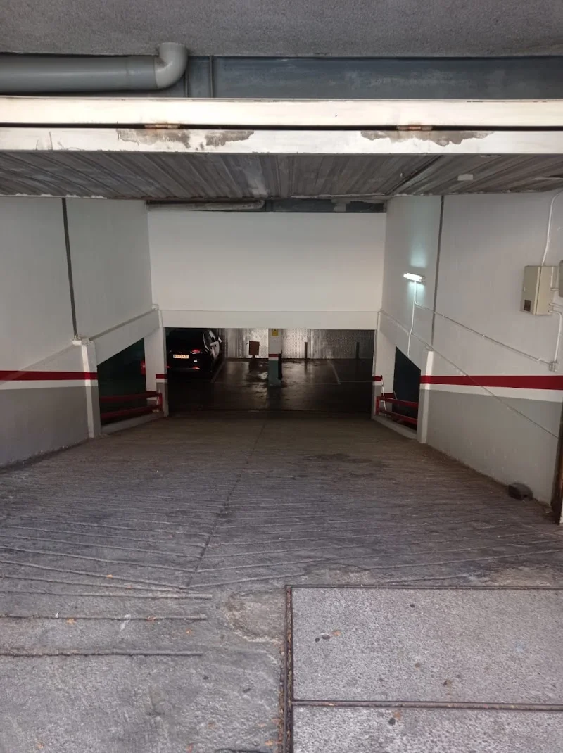 Trasteros M2 · Ctra del Mig, 127 (Hospitalet de Llobregat) en Ctra. del Mig, 127, 08907 L'Hospitalet de Llobregat, Barcelona, España - Imagen 2