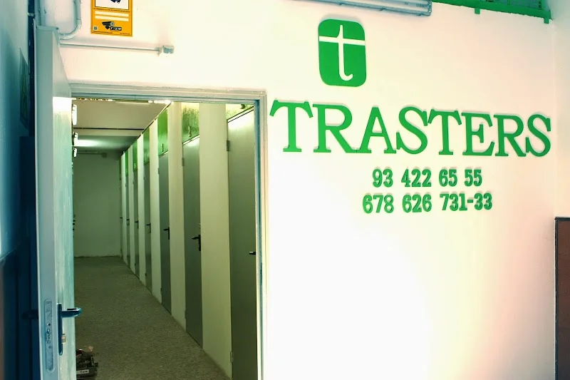 Trasteros Artecrys en Carrer Prat de la Manta, 33, 08902 L'Hospitalet de Llobregat, Barcelona, España - Imagen 1