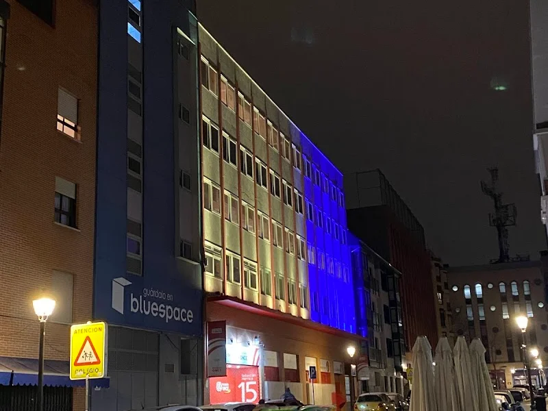 Guárdalo En Bluespace en C. de Sebastián Herrera, 13, Arganzuela, 28012 Madrid, España - Imagen 2