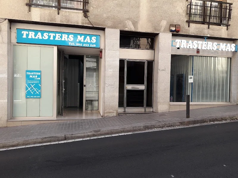 Trasteros Mas en C Mas, 29, 08903 L'Hospitalet de Llobregat, Barcelona, España - Imagen 1
