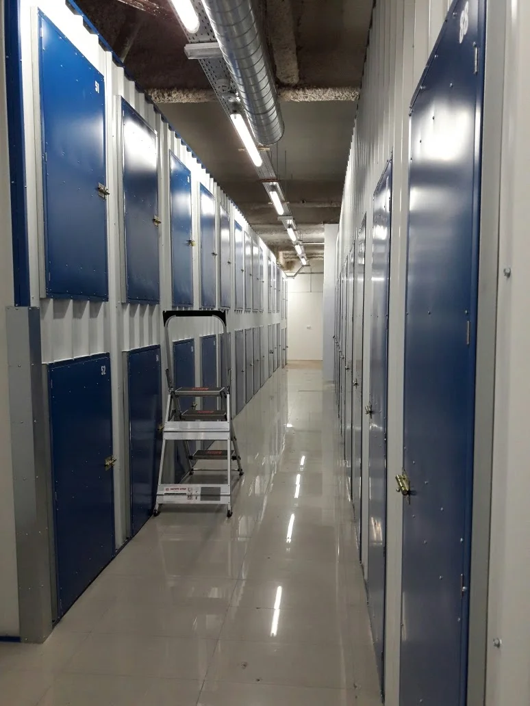 Trasteros Mas en C Mas, 29, 08903 L'Hospitalet de Llobregat, Barcelona, España - Imagen 2