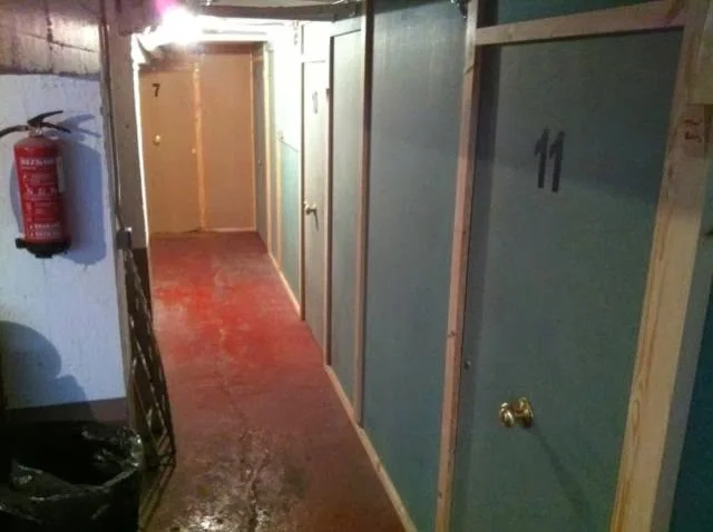 TRASTEROS Y MINI-ALMACENES VITORIA-GASTEIZ en Calle Cuba, 3 Garaje Barrio El Pilar (Junto a, Correos, 01012 Vitoria-Gasteiz, Álava, España - Imagen 2