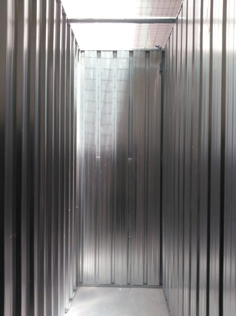 TRASTEROS VITORIA, S.L. en Gamarrako Atea, 50, 01013 Vitoria-Gasteiz, Araba, España - Imagen 4