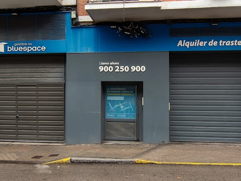 Trastero Bluespace Embajadores en C. de Sebastián Elcano, 7, Arganzuela, 28012 Madrid, España - MejorTrastero