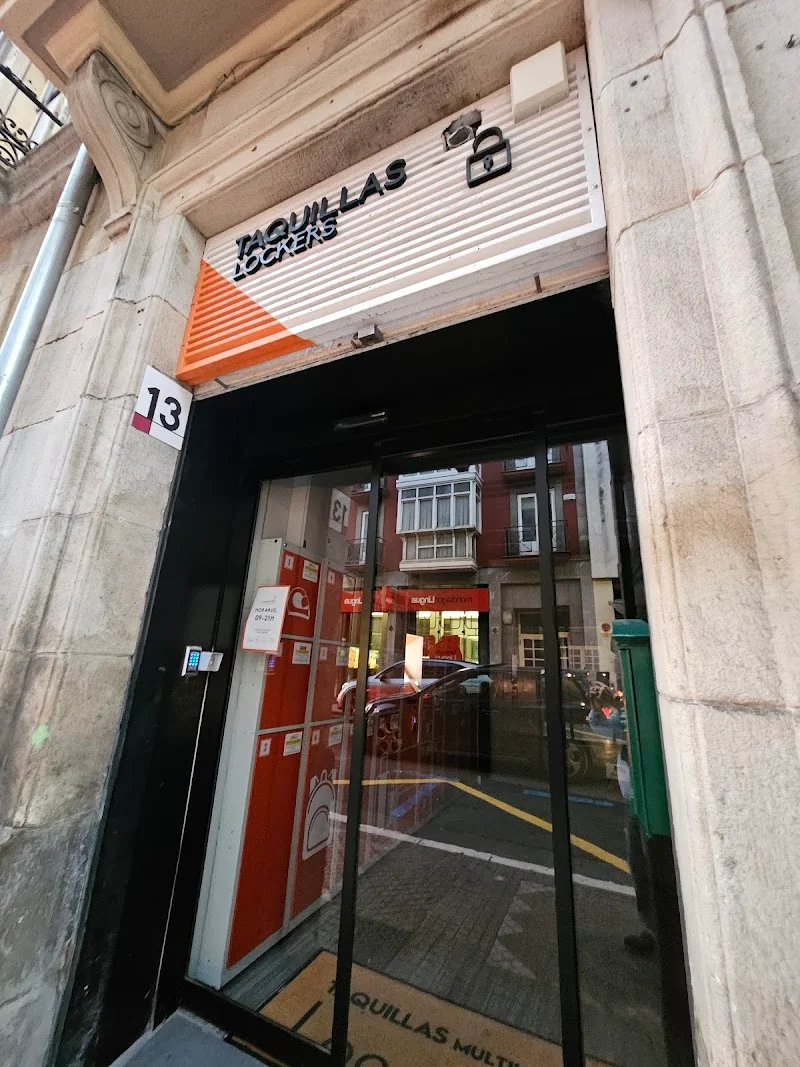 Consignas Vitoria en Florida Kalea, 13, 01005 Vitoria-Gasteiz, Araba, España - Imagen 1