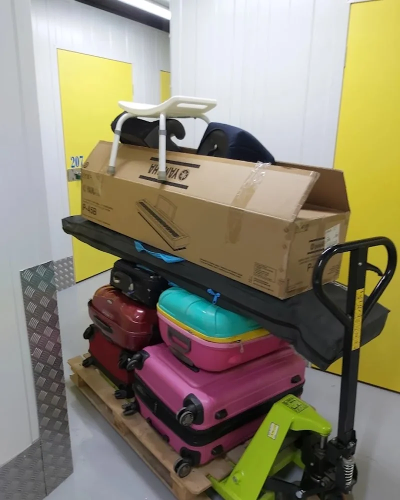 Trasteros Akikeda ERMITA en R. la Ermita, 2, 15008 A Coruña, España - Imagen 4