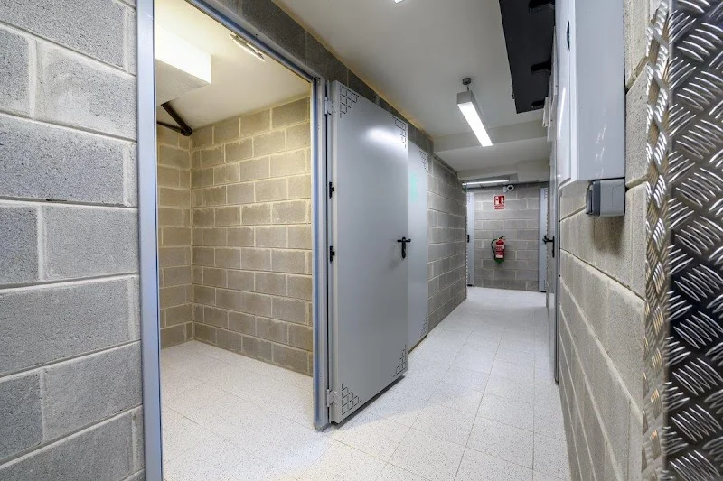 Alquiler trasteros Leoneras Plaza de Pontevedra en Pr. Pontevedra, 7, 15003 A Coruña, España - Imagen 2