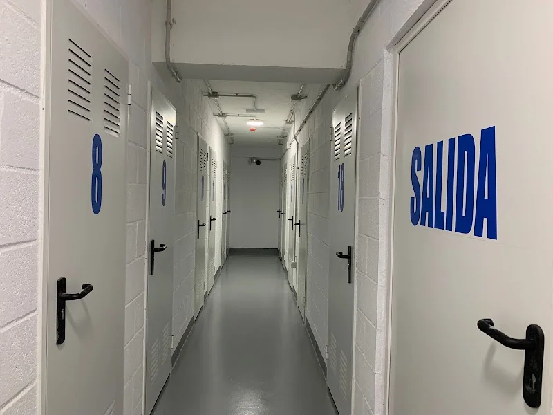 Trasteros MR en C. Médico Rodríguez, 13, Sótano, 15004 A Coruña, La Coruña, España - Imagen 1