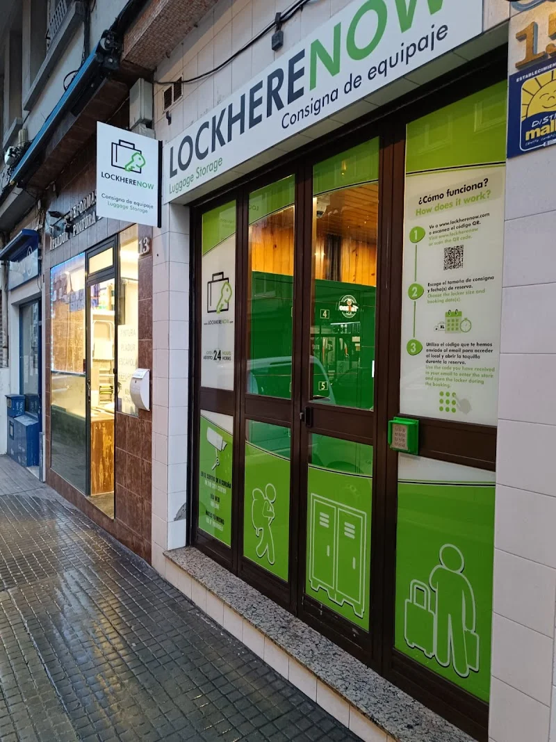 Consigna A Coruña (LockHereNow) en Rúa Ángel del Castillo, 15, 15007 A Coruña, España - Imagen 3