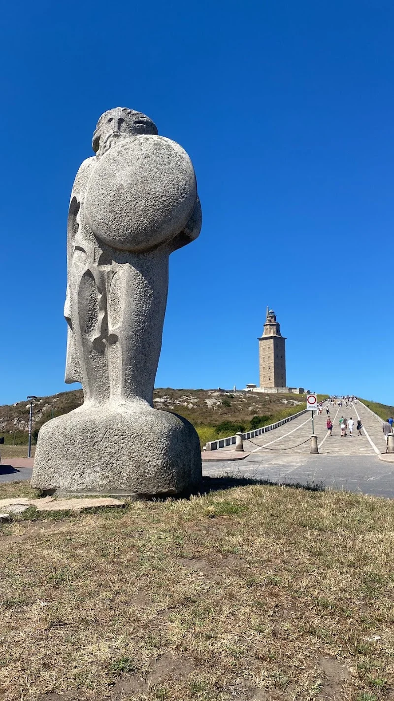 Consigna A Coruña (LockHereNow) en Rúa Ángel del Castillo, 15, 15007 A Coruña, España - Imagen 5