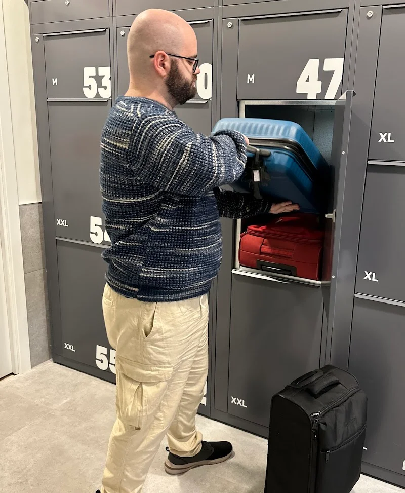 Locker in the City A Coruña - Consigna 24h en Rúa Estreita de San Andrés, 15, 15003 A Coruña, España - Imagen 4
