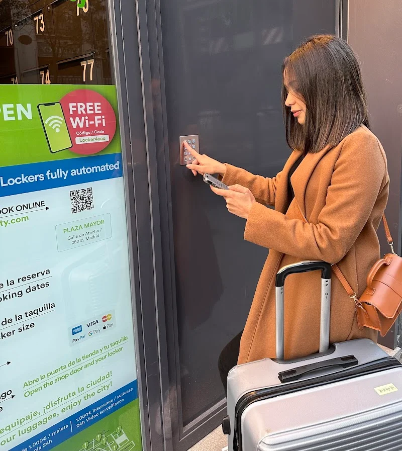 Locker in the City A Coruña - Consigna 24h en Rúa Estreita de San Andrés, 15, 15003 A Coruña, España - Imagen 5