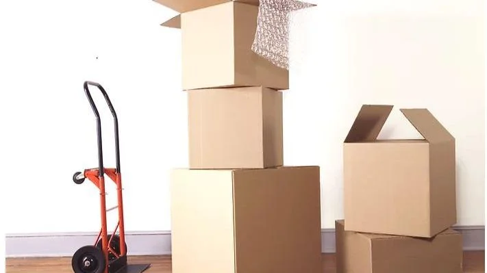 Trastero Mudanzas Efectiva en Rúa Orzán, s/n, 15001 A Coruña, España - MejorTrastero