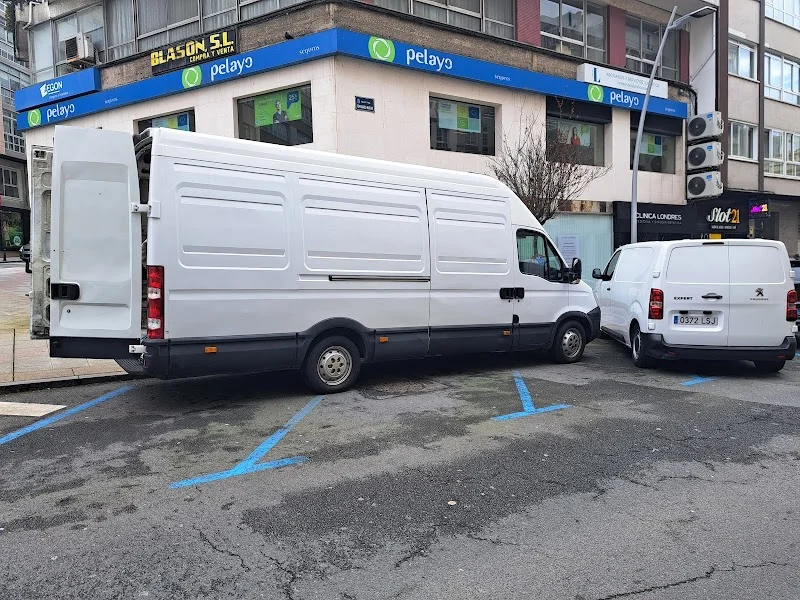 Balsa Transportes y Mudanzas en Rúa Juan Montes, 29, 15006 A Coruña, España - Imagen 5