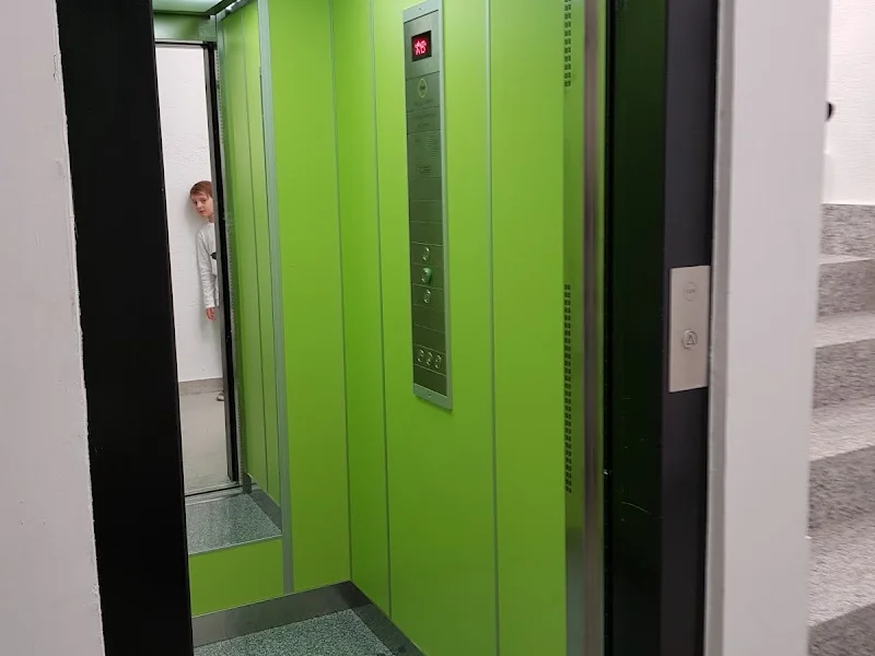 INNOVARENTA en C. de Francisco Abril, 4, Retiro, 28007 Madrid, España - Imagen 4