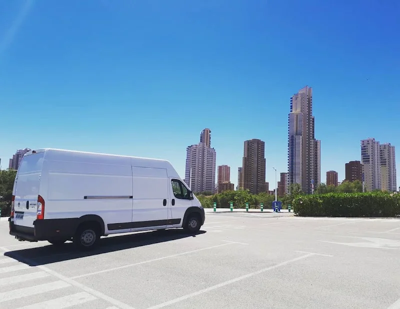 Mudanzas Internacionales BTM en Rúa Antonio Ríos, 41, 15009 A Coruña, España - Imagen 1